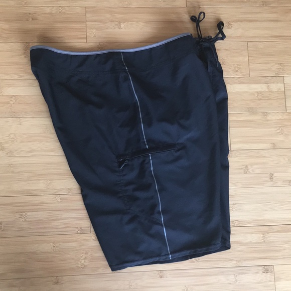 Swimming trunks - Picture 2 of 4